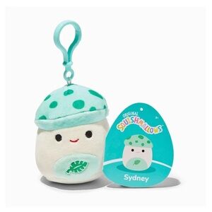 Nwt  🍄 3" Sydney Clip Mushroom Squishmallow